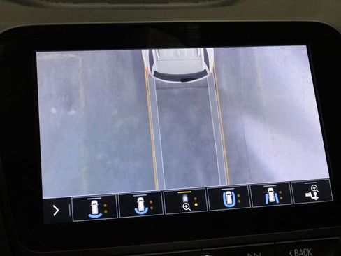 Used 2021 Chevrolet Equinox Premier image 47