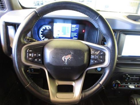 Certified 2022 Ford Bronco Black Diamond w/ Sasquatch Package image 13