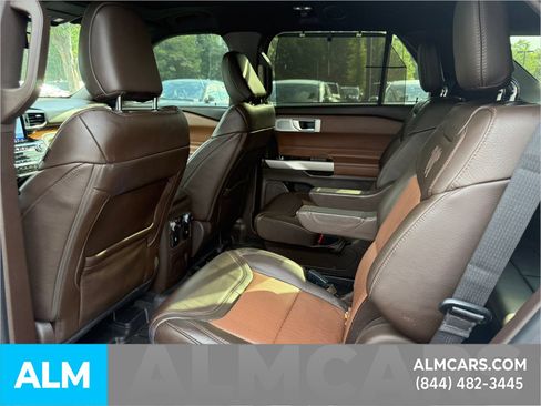 Used 2022 Ford Explorer King Ranch RWD image 10