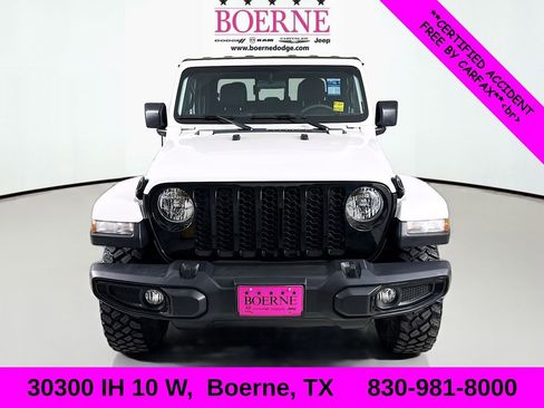 Used 2023 Jeep Gladiator Willys image 2