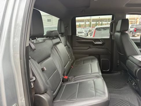 Used 2024 GMC Sierra 1500 SLT AWD/4WD image 30