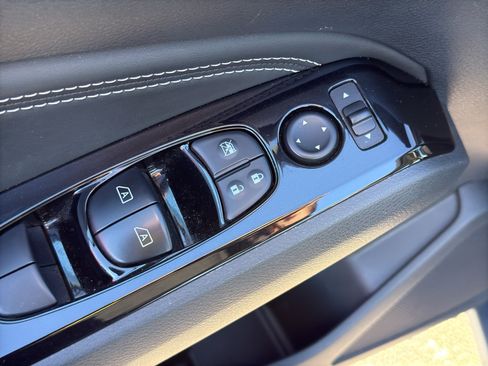 Certified 2020 Nissan Altima 2.5 SV image 12