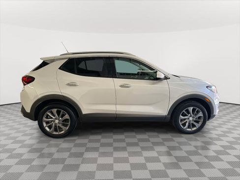 Used 2023 Buick Encore GX Essence w/ Experience Buick Package image 2