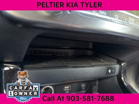 Certified 2025 Kia Seltos EX w/ EX Sunroof Package image 22