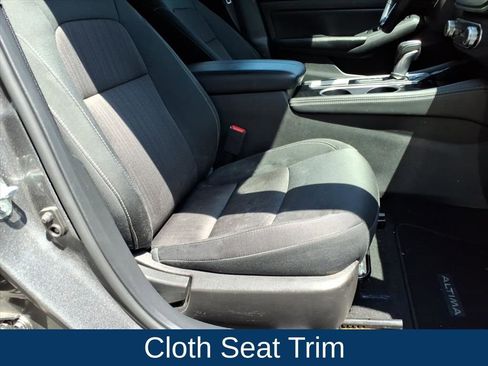 Used 2024 Nissan Altima 2.5 SV w/ SV Premium Package FWD image 28
