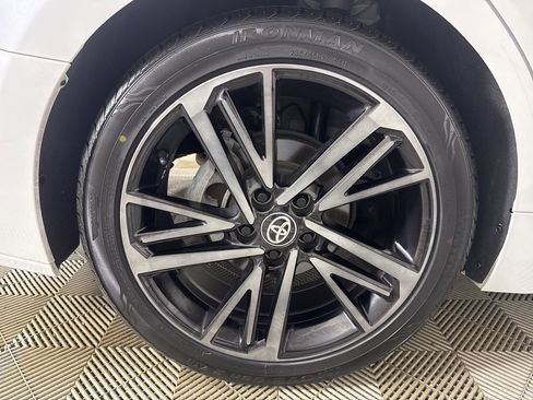 Used 2025 Toyota Camry XSE image 29