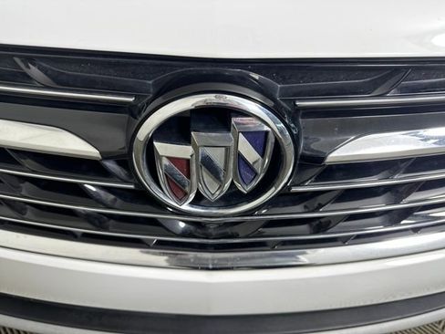 Used 2021 Buick Envision Essence w/ Technology Package I image 9