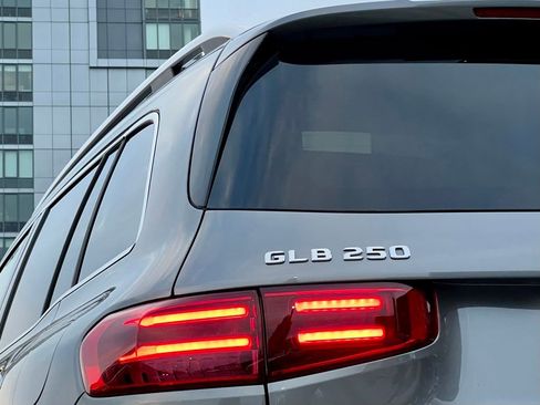 Certified 2026 Mercedes-Benz GLB 250 4MATIC image 6