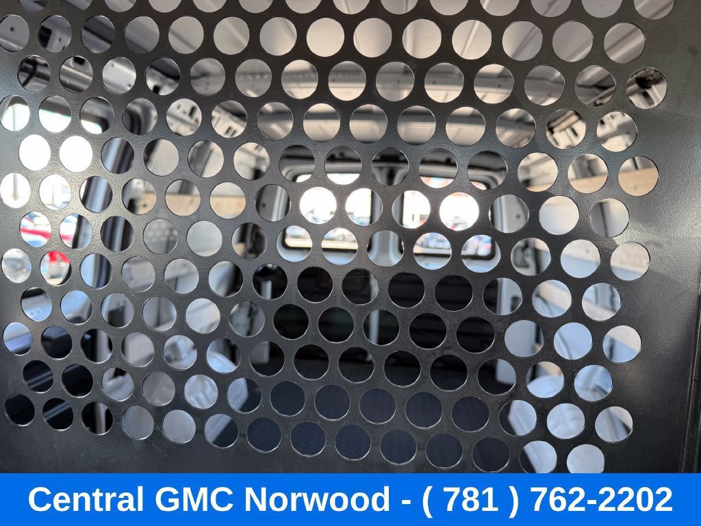 Used 2025 GMC Savana 2500 w/ Driver Convenience Package RWD image 19