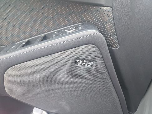 Used 2025 Lexus GX 550 w/ Accessory Package (2T) AWD/4WD image 9