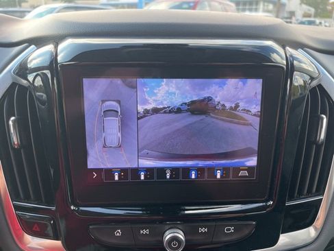 Used 2020 Chevrolet Traverse Premier image 28