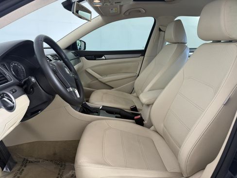 Used 2014 Volkswagen Passat 2.5 SE FWD image 15