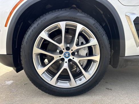 Certified 2025 BMW X5 xDrive50e AWD/4WD image 27
