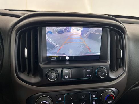 Used 2022 GMC Canyon AT4 image 72