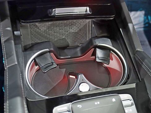 Used 2022 Mercedes-Benz GLS 63 AMG 4MATIC image 30