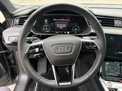 Used 2023 Audi e-tron S Prestige AWD/4WD image 16