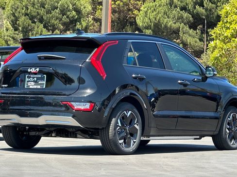 New 2026 Kia Niro Wave FWD image 4
