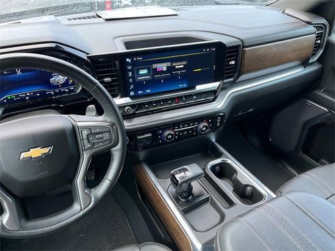 Used 2023 Chevrolet Silverado 1500 High Country image 12