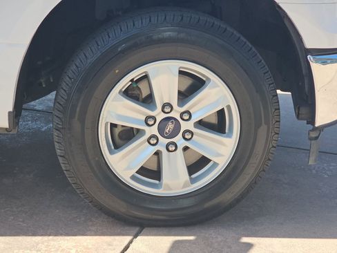 Used 2017 Ford F150 XLT RWD image 38