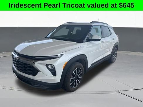 Used 2025 Chevrolet TrailBlazer ACTIV image 2