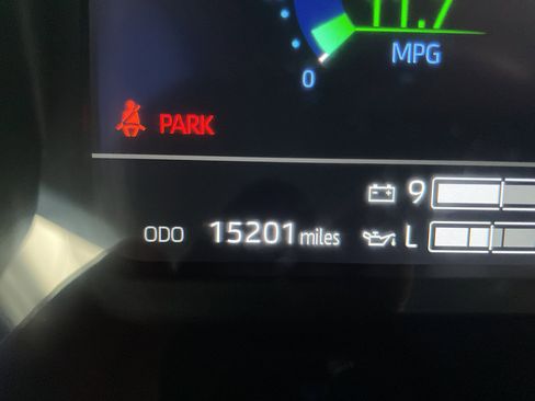 Used 2024 Toyota Sequoia Limited image 35