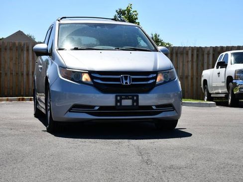Used 2016 Honda Odyssey EX-L image 2