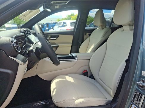 New 2026 Mercedes-Benz GLC 300 4MATIC image 11