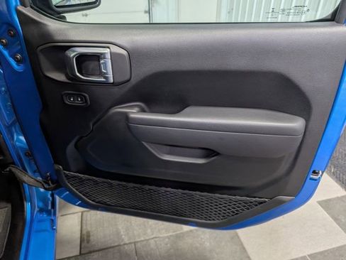 Used 2022 Jeep Wrangler Unlimited Sport image 24