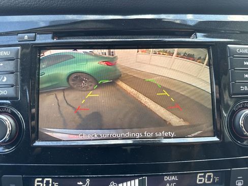 Used 2019 Nissan Rogue SV AWD/4WD image 33