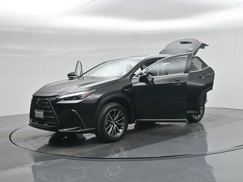Used 2024 Lexus NX 350h AWD w/ Premium Package image 39