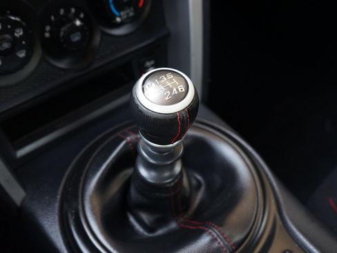 Used 2013 Scion FR-S RWD image 17
