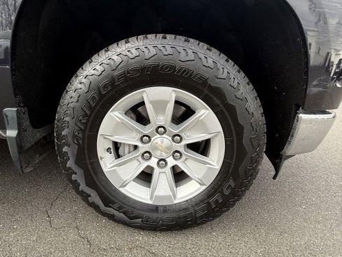 Used 2023 Chevrolet Silverado 1500 LT image 19