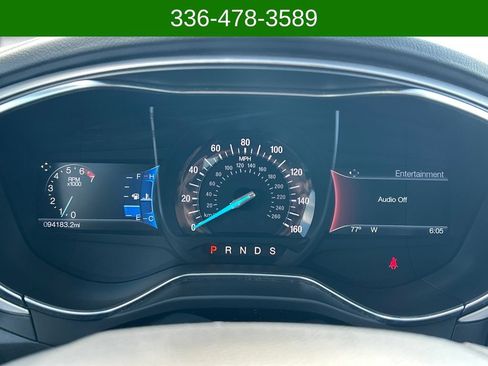 Used 2016 Ford Fusion SE AWD/4WD image 9