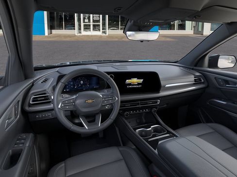 New 2027 Chevrolet Traverse LT w/ Driver Confidence Package AWD/4WD image 19