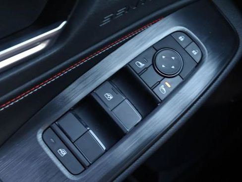 New 2026 Nissan Sentra SR FWD image 19