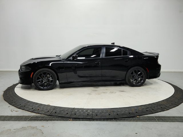 Used 2023 Dodge Charger R/T w/ Plus Group RWD image 4