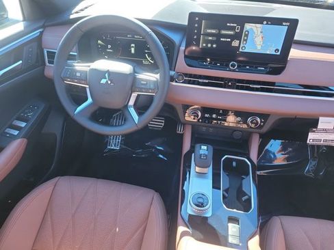 New 2026 Mitsubishi Outlander SEL FWD image 16