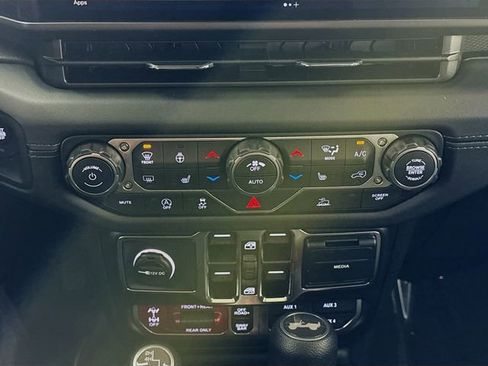 New 2026 Jeep Wrangler Unlimited Rubicon image 15