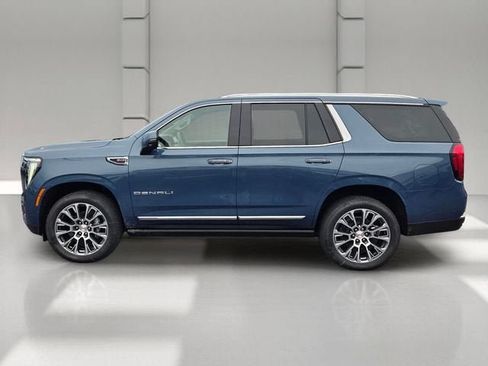 New 2026 GMC Yukon Denali w/ Sun & Power Step Package AWD/4WD image 2