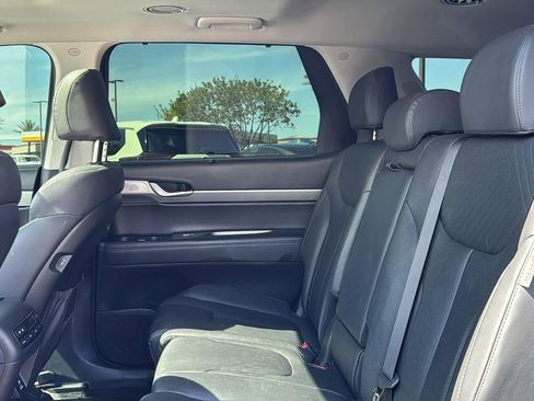 Used 2024 Hyundai Palisade SEL image 25