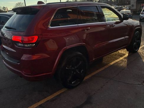 Used 2015 Jeep Grand Cherokee Altitude image 5