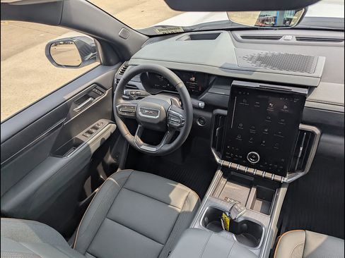 New 2026 GMC Acadia AT4 w/ Luxury Package AWD/4WD image 19