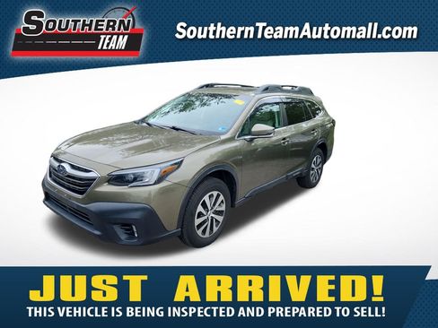 Certified 2022 Subaru Outback Premium AWD/4WD image 1