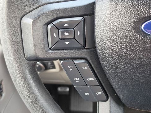 Used 2015 Ford F150 XLT RWD image 18