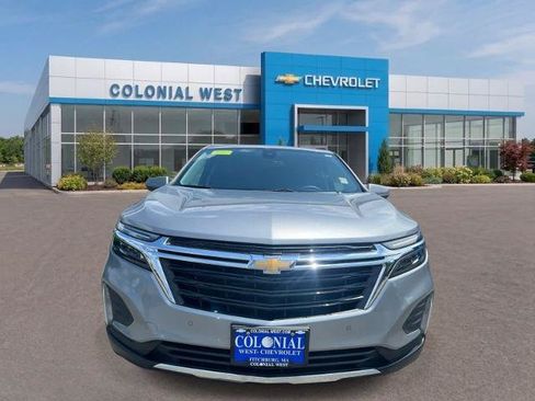 Used 2023 Chevrolet Equinox LT w/ Driver Convenience Package AWD/4WD image 3