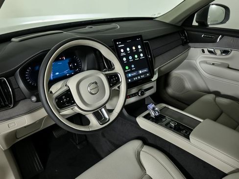 Used 2026 Volvo XC90 B6 Ultra w/ Protection Package AWD/4WD image 6