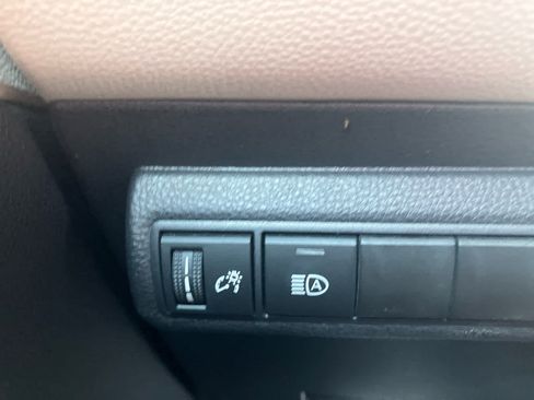 Used 2025 Toyota Corolla LE FWD image 13