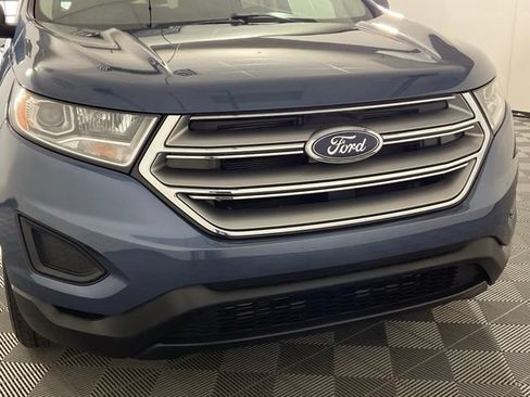 Used 2018 Ford Edge SE FWD image 10