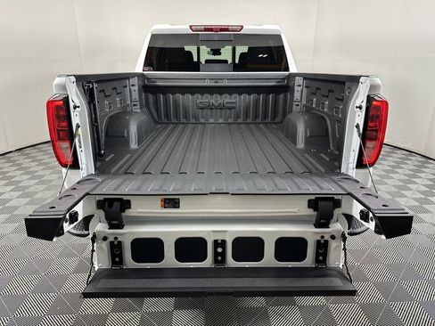 New 2025 GMC Sierra 1500 Elevation w/ Elevation Premium Package image 16