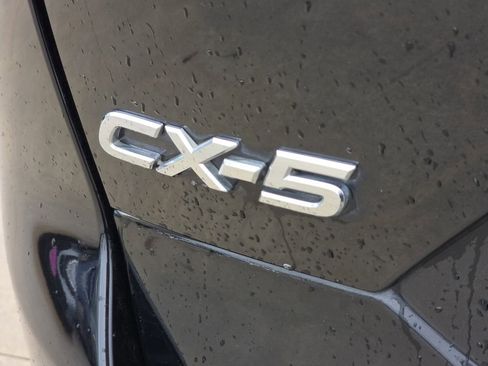 Used 2019 MAZDA CX-5 Touring image 10